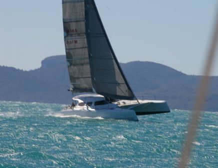 MojoFlying2AirlieBeachRaceWeek2015 srcset large